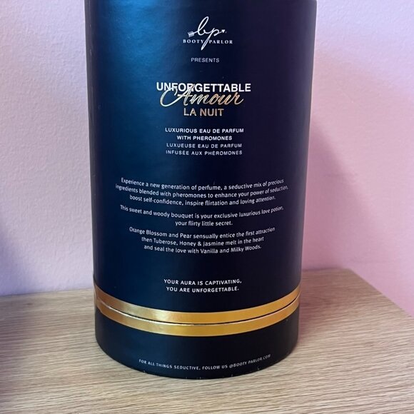 Unforgettable Amour La Nuit by Booty Parlor - Picture 5 of 7